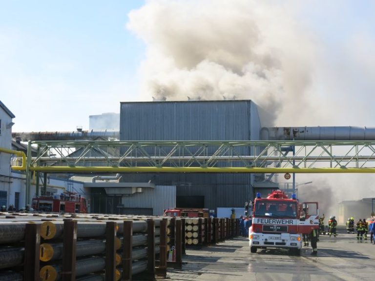 Großbrand in Industriebetrieb in Röthenbach a.d. Pegnitz