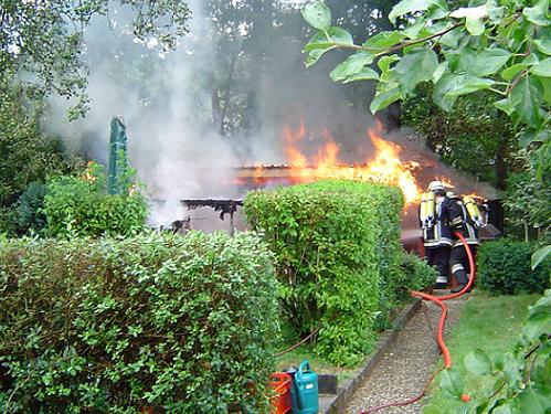 Gartenhaus vollständig ausgebrannt