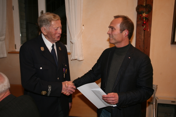 Fritz Gabsteiger 70 Jahre Mitglied in der Feuerwehr Rückersdorf