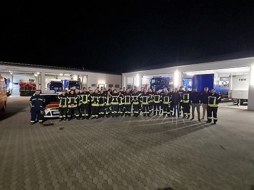 Feuerwehr Rückersdorf zu Gast beim THW in Lauf